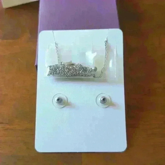 Amethyst Drops Set Drop Necklace & Earrings by Amelia Rue - Picture 8 of 8